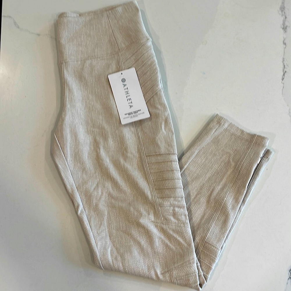 New with tags Athleta Delancey textured moto tight